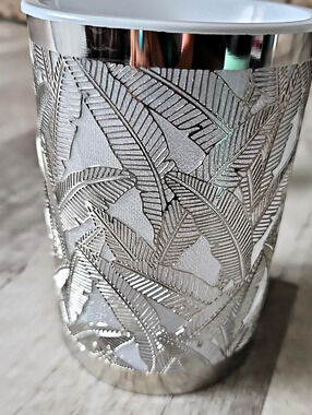 PARTYLITE Silver Palm ScentGlow Warmer Silver  NEW In Box
